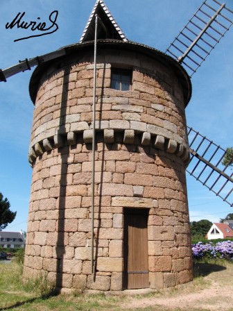 moulin-frein-fenetre-porteblog.JPG